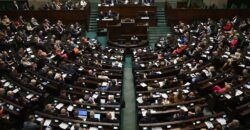 Sala posiedzeń Sejmu RP podczas głosowania nad ustawą o statusie osoby najbliższej — 29 maja 2026 roku